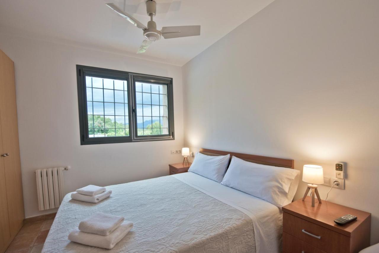 Hostal La Salut De Terrades Kültér fotó