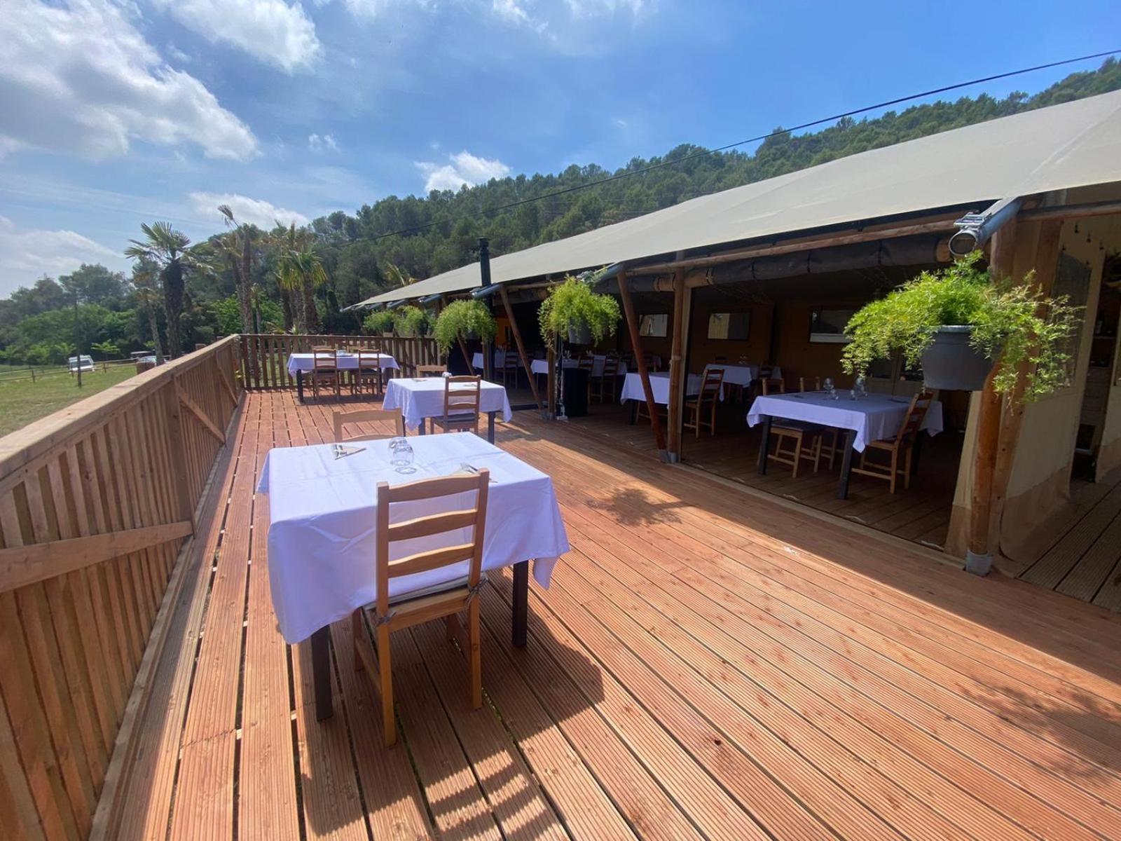 Hostal La Salut De Terrades Kültér fotó
