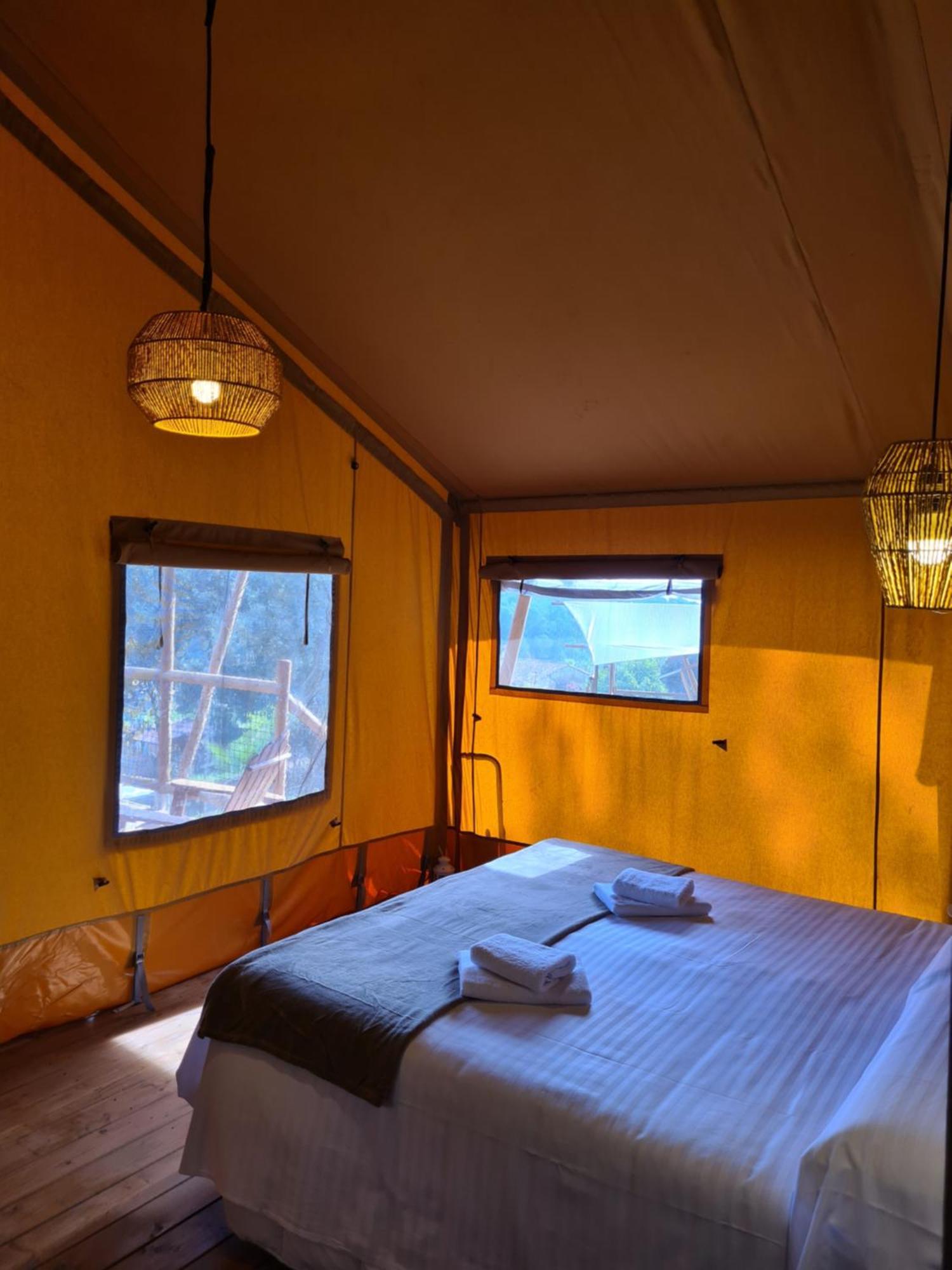Hostal La Salut De Terrades Kültér fotó